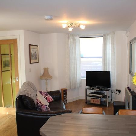 Apartamento Cadame Whitby Exterior foto