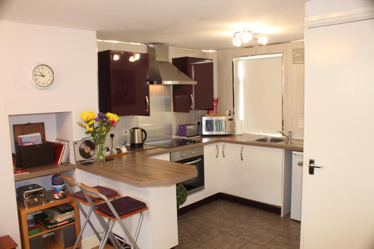 Apartamento Cadame Whitby Exterior foto