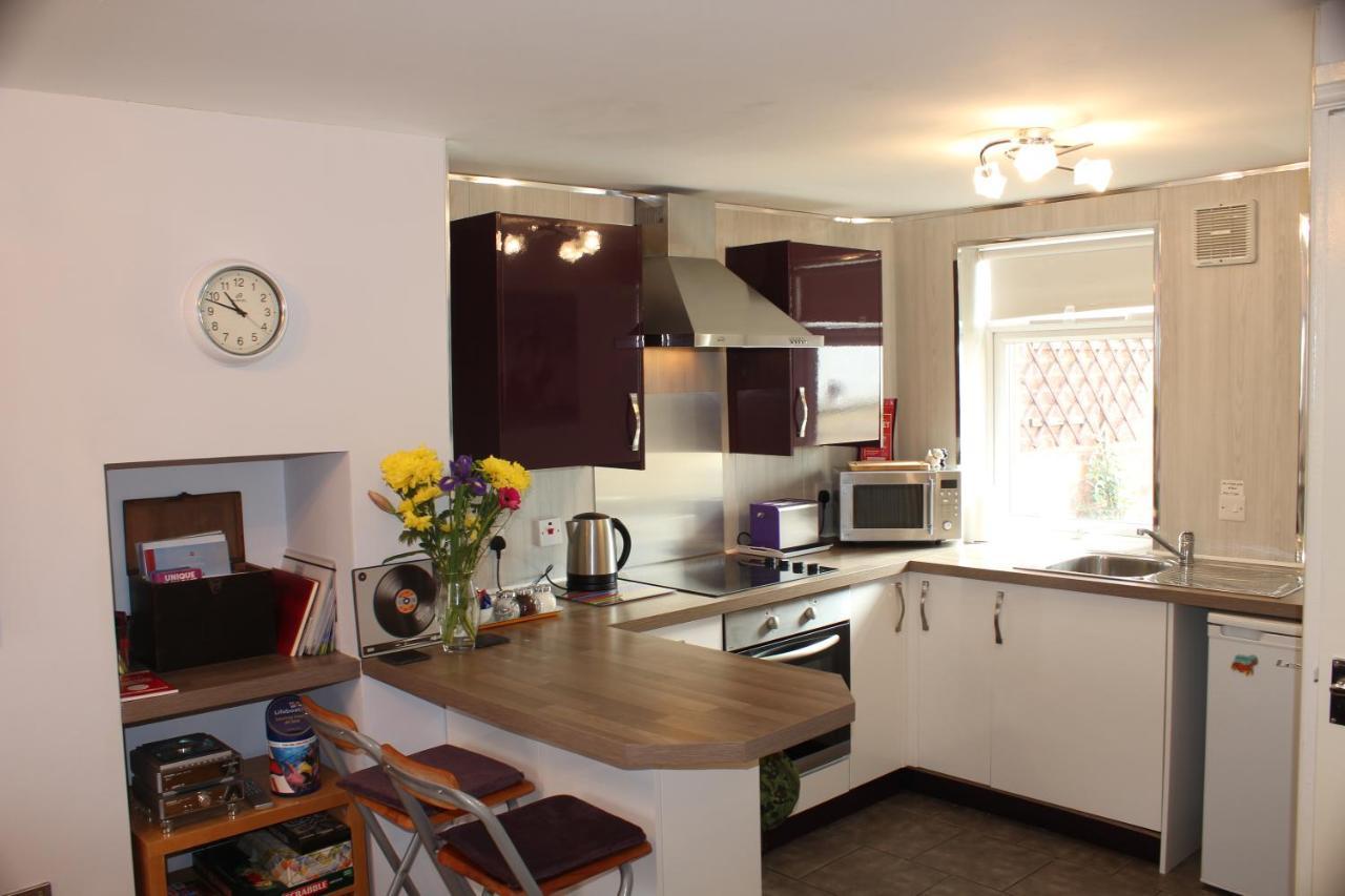 Apartamento Cadame Whitby Exterior foto